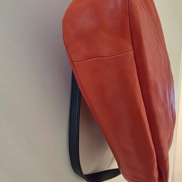 Handbag - Picture 3 of 6